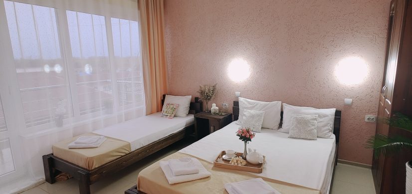 3х местный полулюкс с видом на море